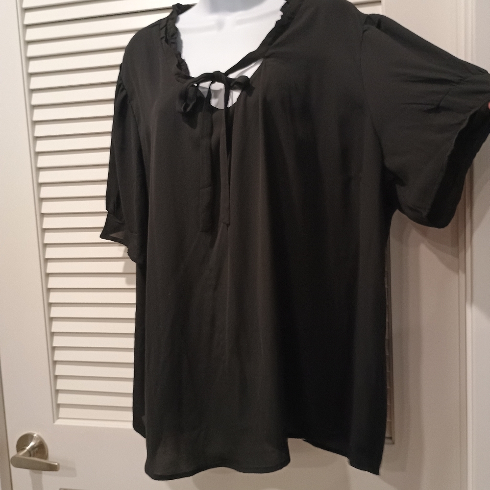 New Look Sheer Elegant Black Women's Short Sleeve Top Size 2X